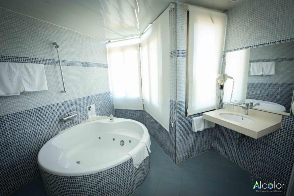 Hotel Bruc Eksteriør billede