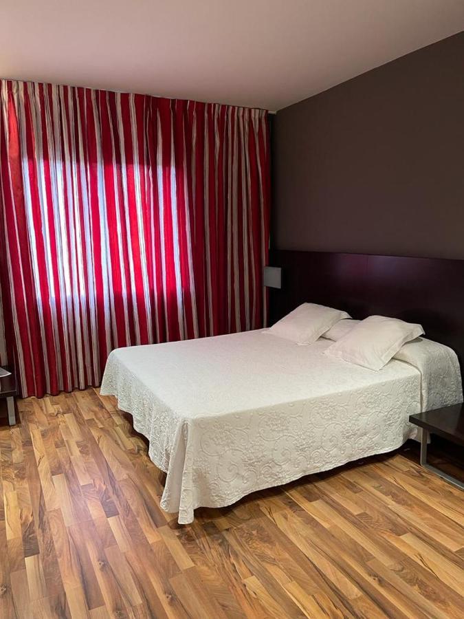 Hotel Bruc Eksteriør billede