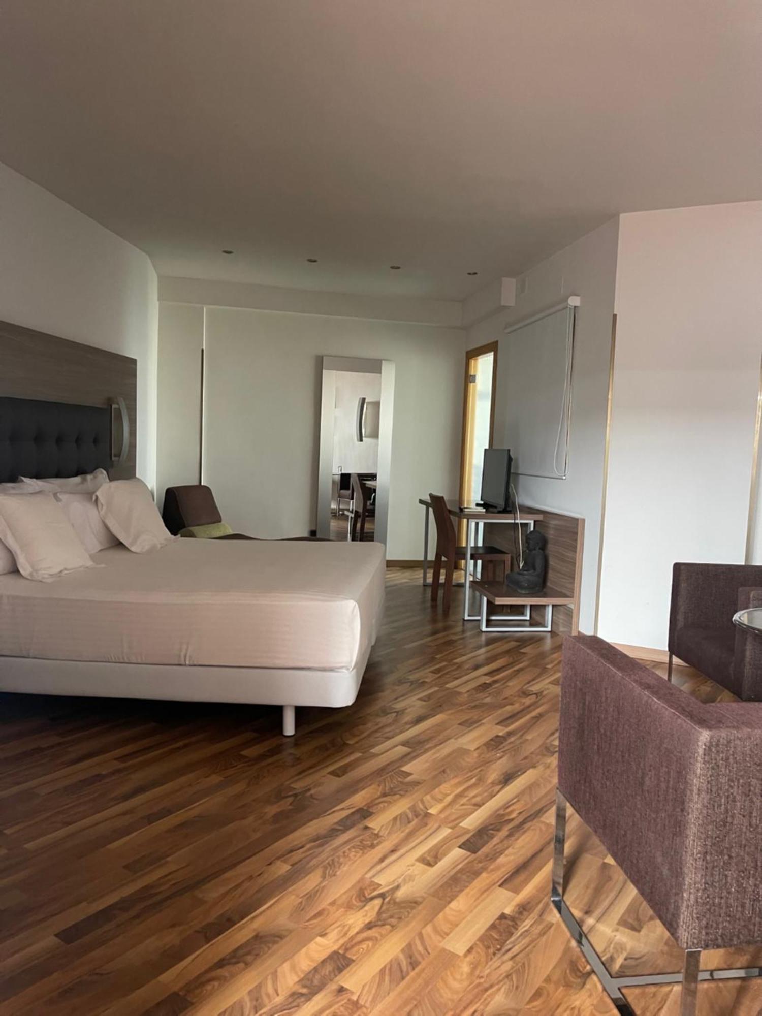 Hotel Bruc Eksteriør billede
