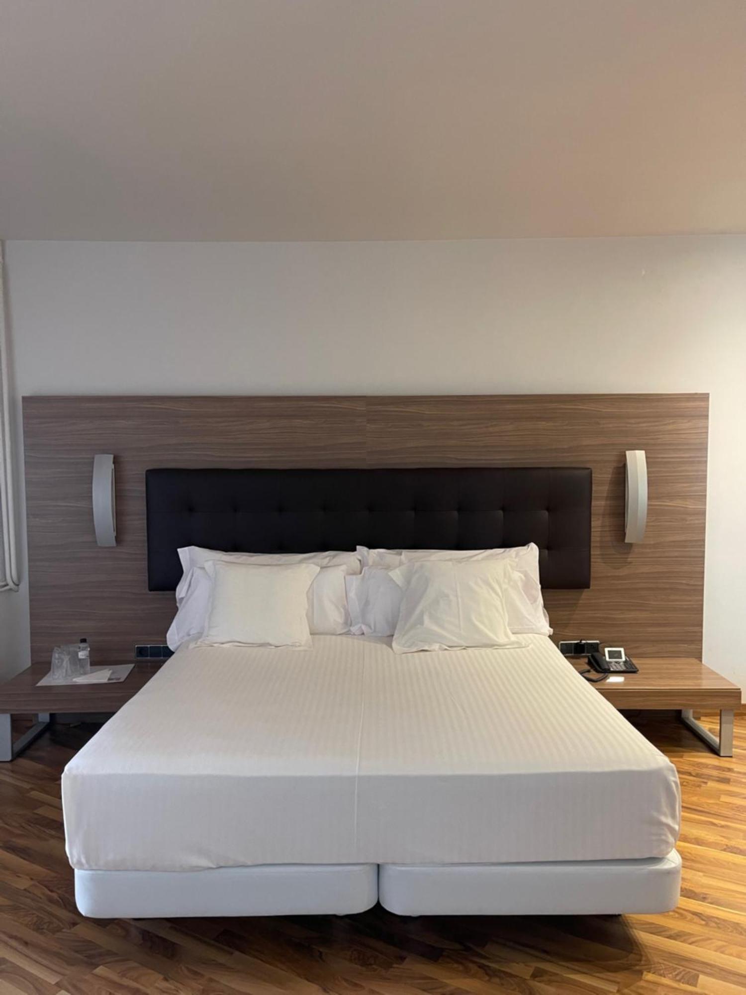 Hotel Bruc Eksteriør billede