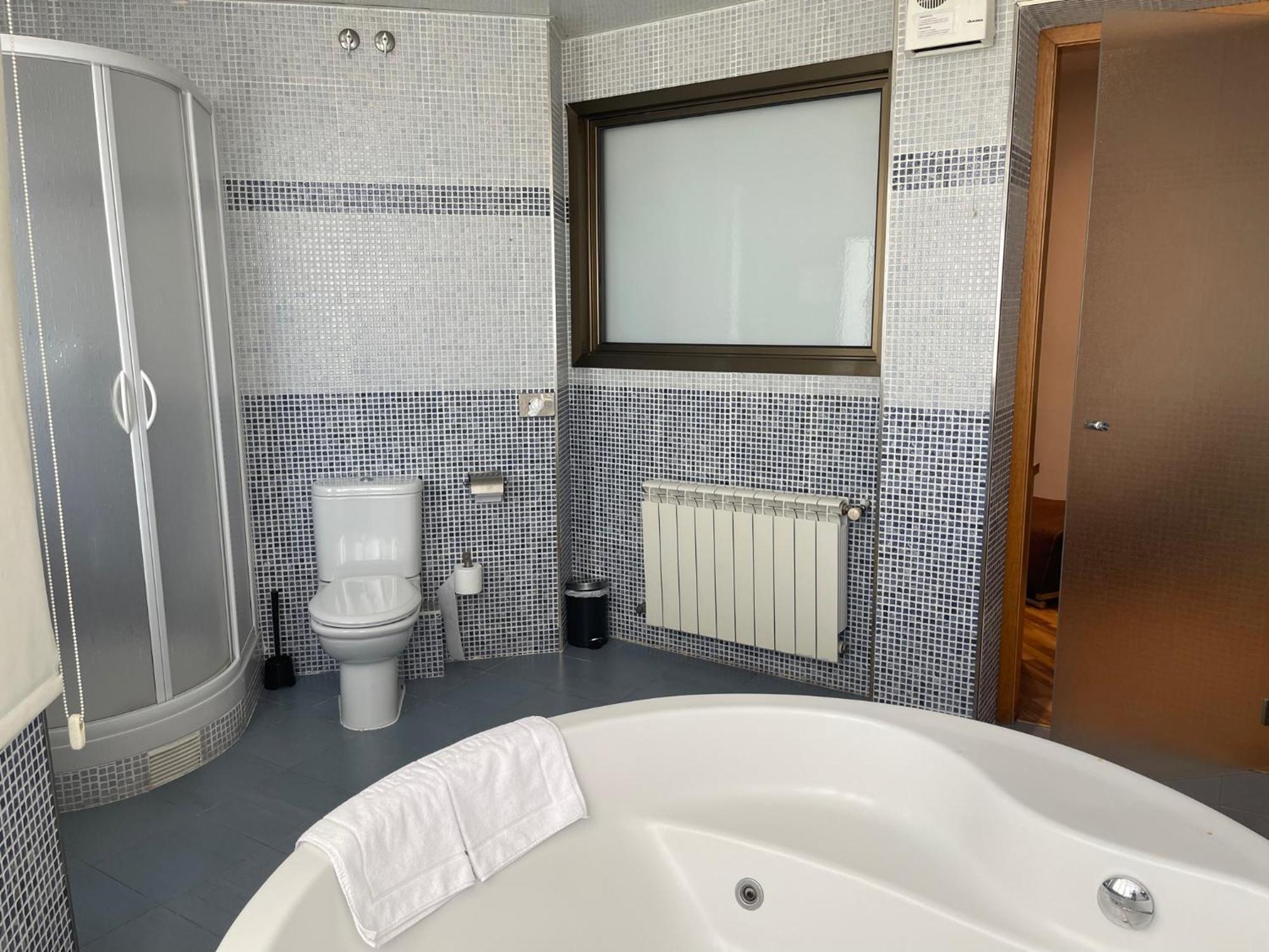 Hotel Bruc Eksteriør billede